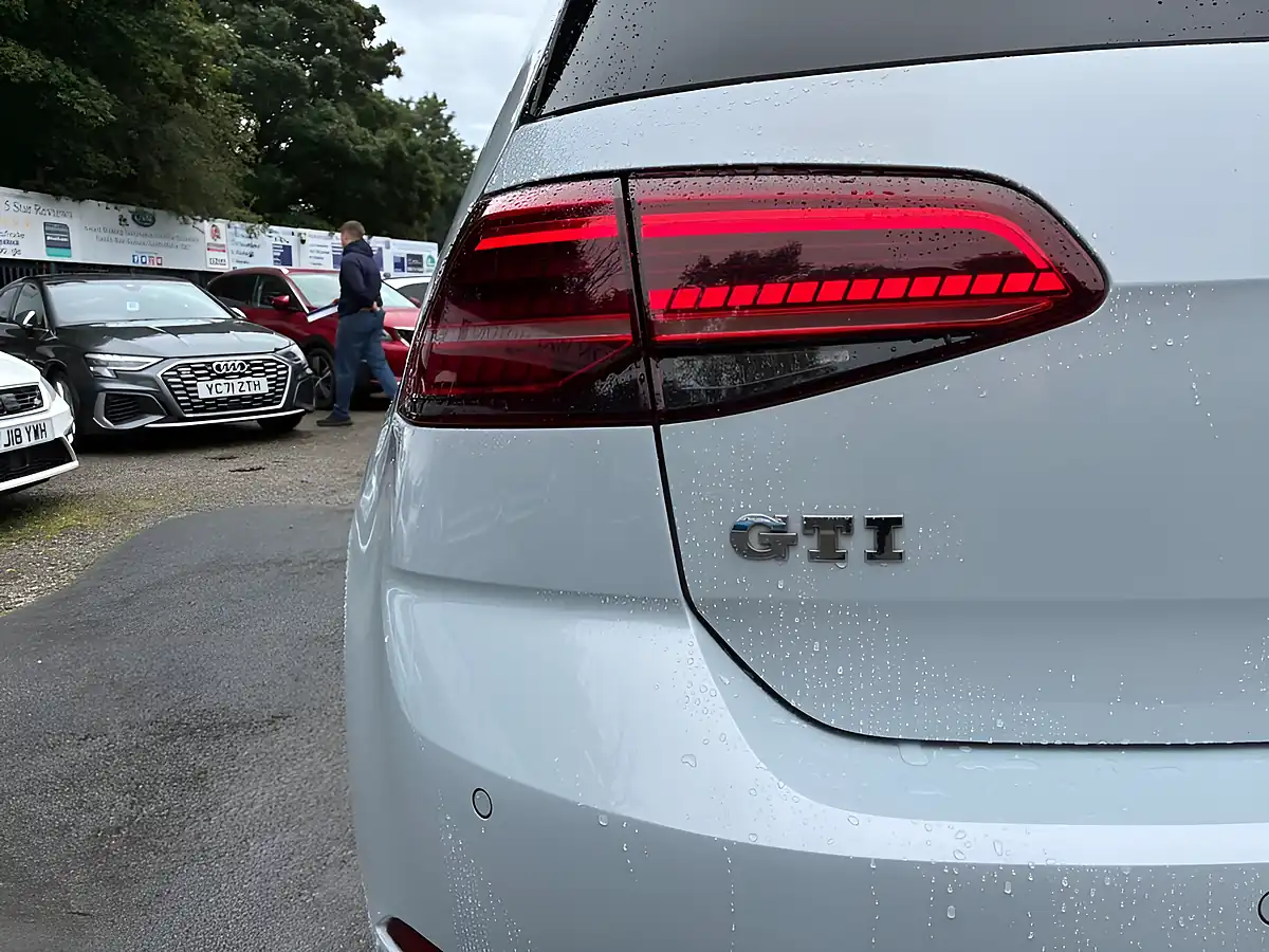 Used 2018 Volkswagen Golf GTI Silver - Interior and Exterior details 10