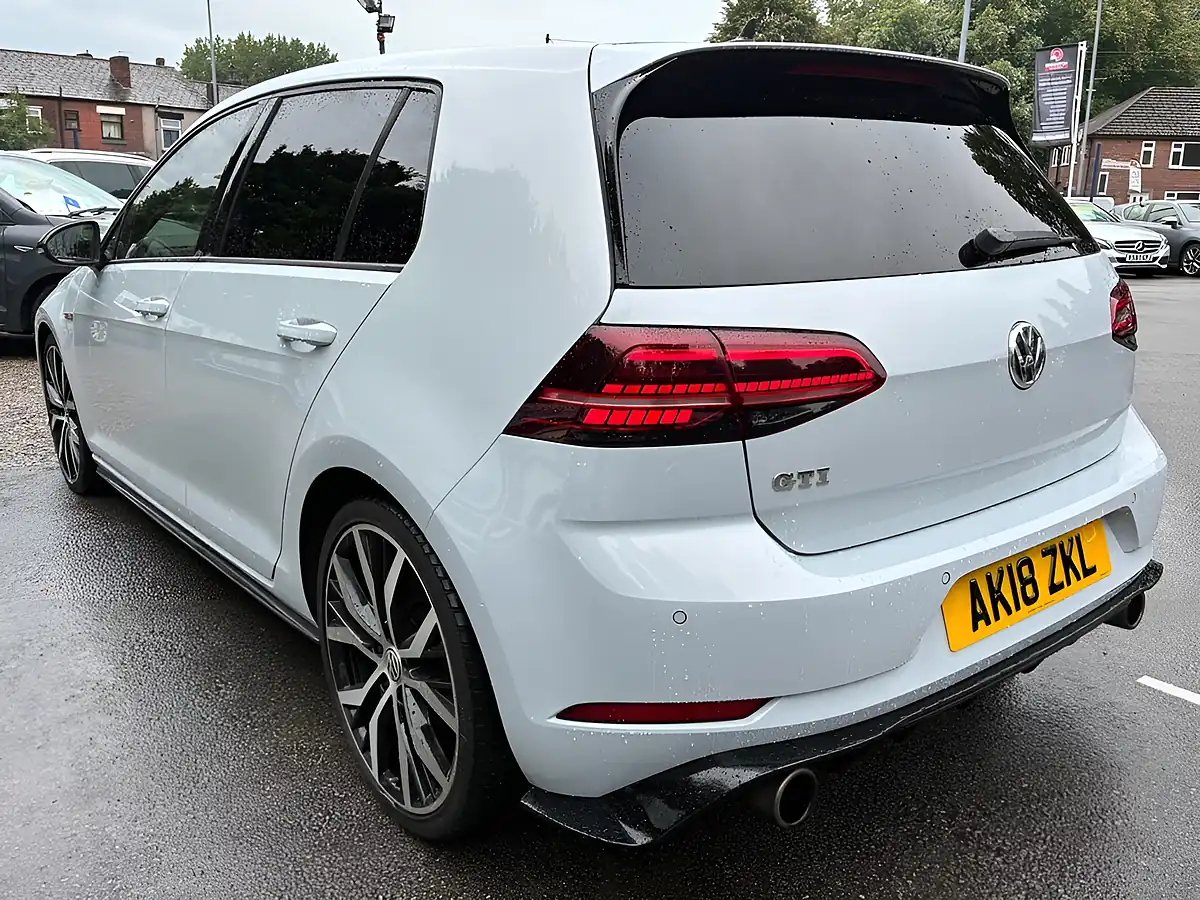 Used 2018 Volkswagen Golf GTI Silver - Interior and Exterior details 11