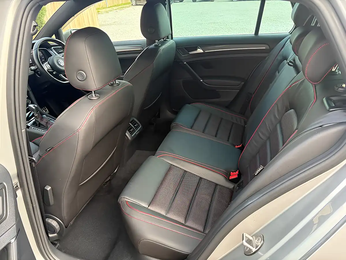 Used 2018 Volkswagen Golf GTI Silver - Interior and Exterior details 15