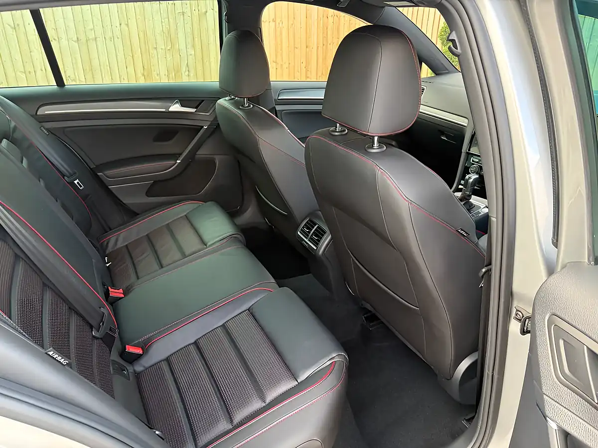 Used 2018 Volkswagen Golf GTI Silver - Interior and Exterior details 16