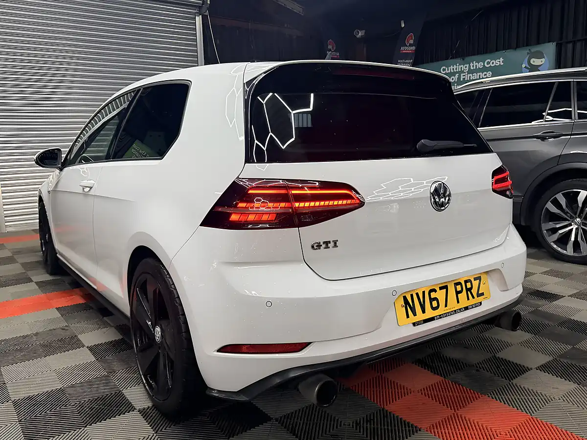 Used 2018 Volkswagen Golf GTI White - Interior and Exterior details 10