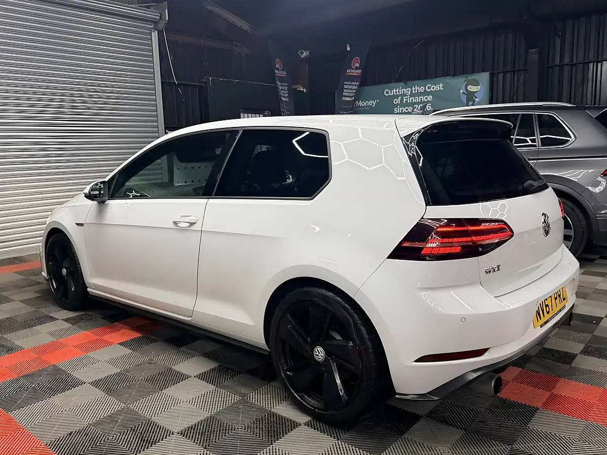 Used 2018 Volkswagen Golf GTI White - Interior and Exterior details 11