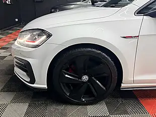 Used 2018 Volkswagen Golf GTI White - Interior and Exterior details 17