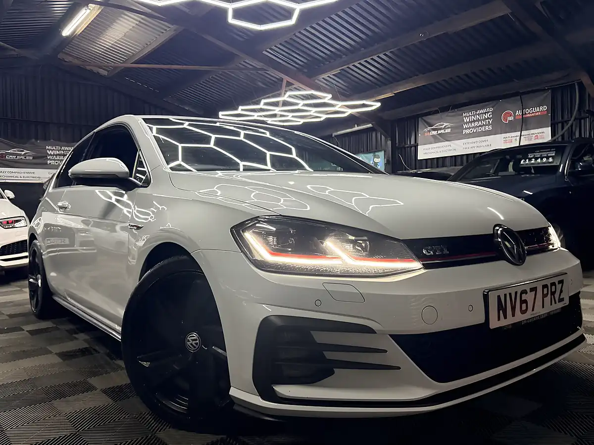 Used 2018 Volkswagen Golf GTI White - Interior and Exterior details 2