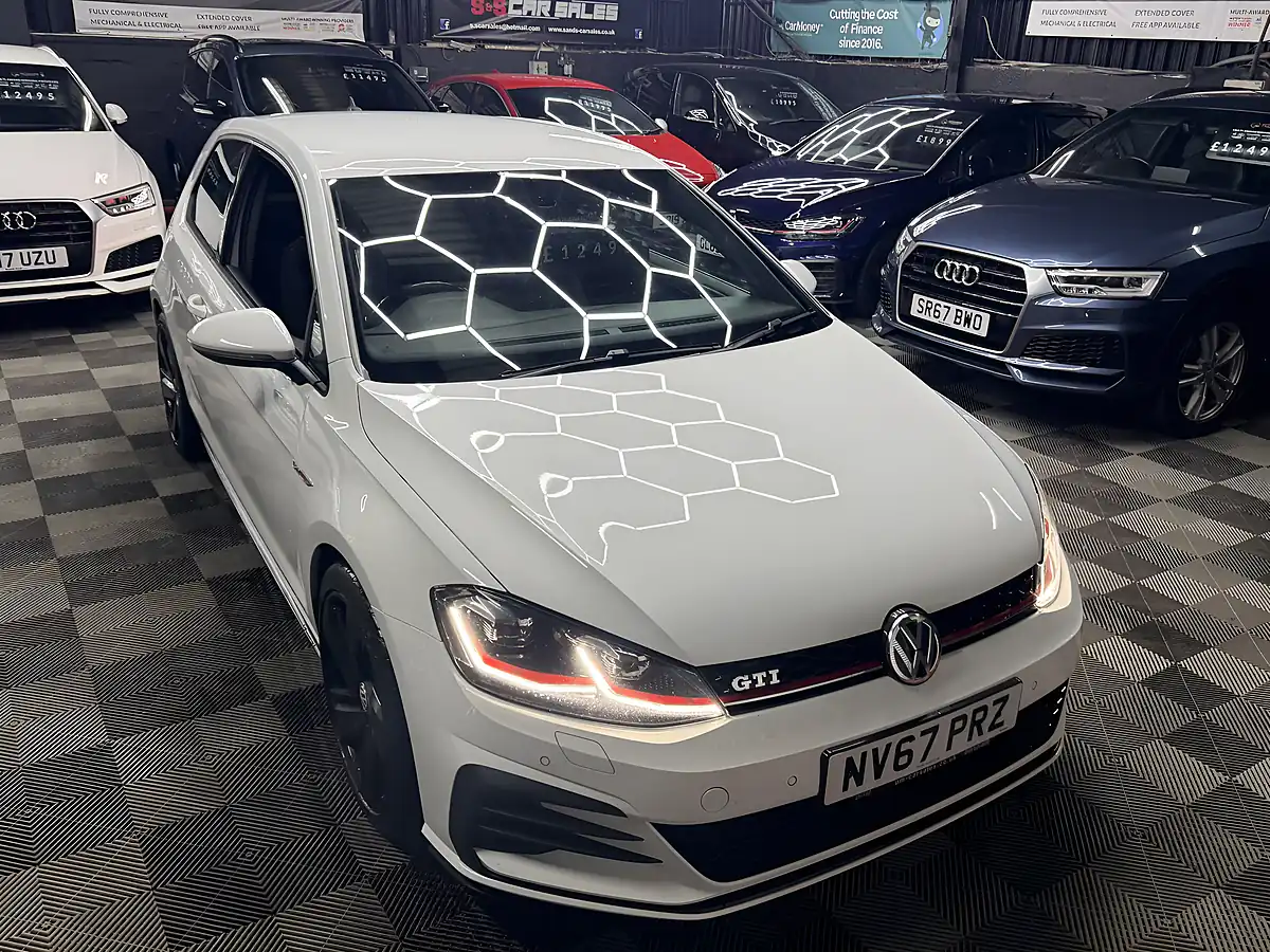 Used 2018 Volkswagen Golf GTI White - Interior and Exterior details 4