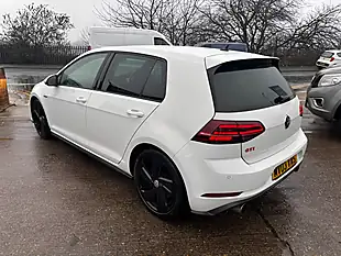 Used 2018 Volkswagen Golf GTI White - Interior and Exterior details 14