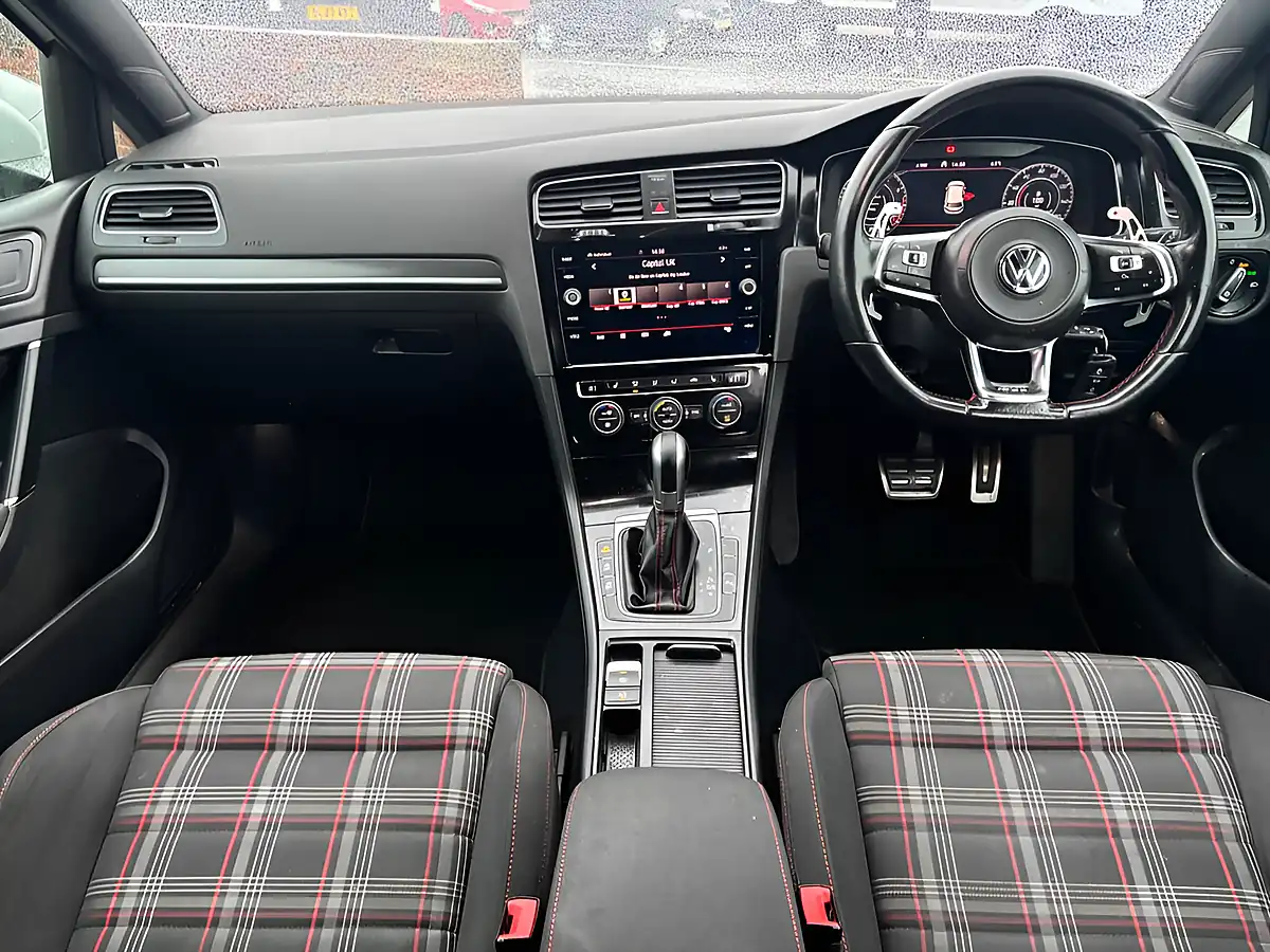 Used 2018 Volkswagen Golf GTI White - Interior and Exterior details 19