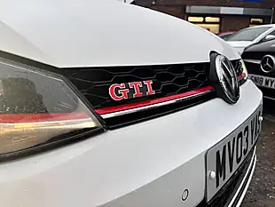 Used 2018 Volkswagen Golf GTI White - Interior and Exterior details 7