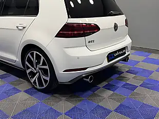 Used 2018 Volkswagen Golf GTI White - Interior and Exterior details 9