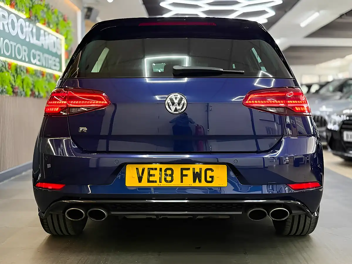 Used 2018 Volkswagen Golf R Blue - Interior and Exterior details 10
