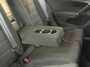 Used 2018 Volkswagen Golf R Blue - Interior and Exterior details 11