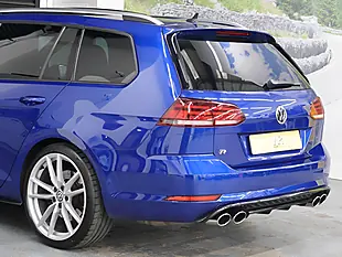 Used 2018 Volkswagen Golf R Blue - Interior and Exterior details 7