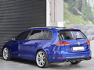 Used 2018 Volkswagen Golf R Blue - Interior and Exterior details 8