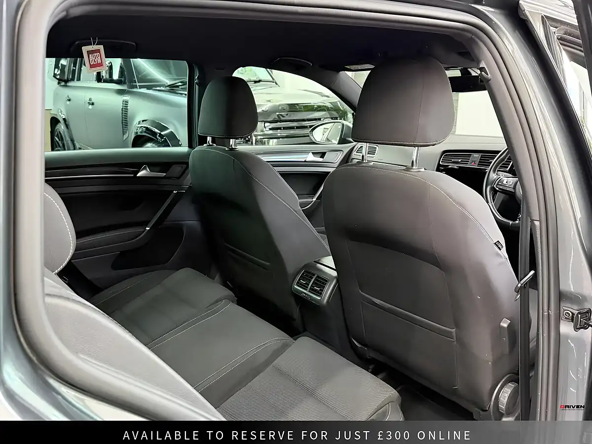 Used 2018 Volkswagen Golf R Grey - Interior and Exterior details 16