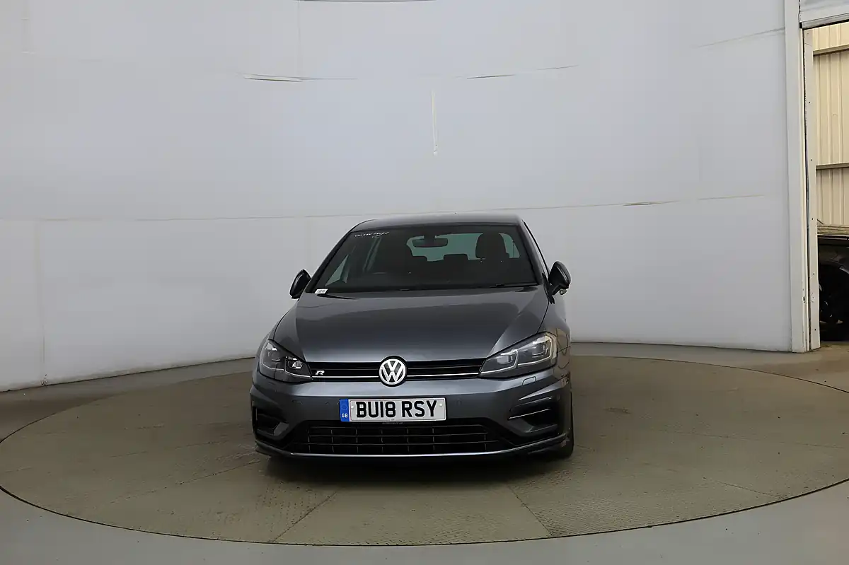 Used 2018 Volkswagen Golf R Grey - Interior and Exterior details 2