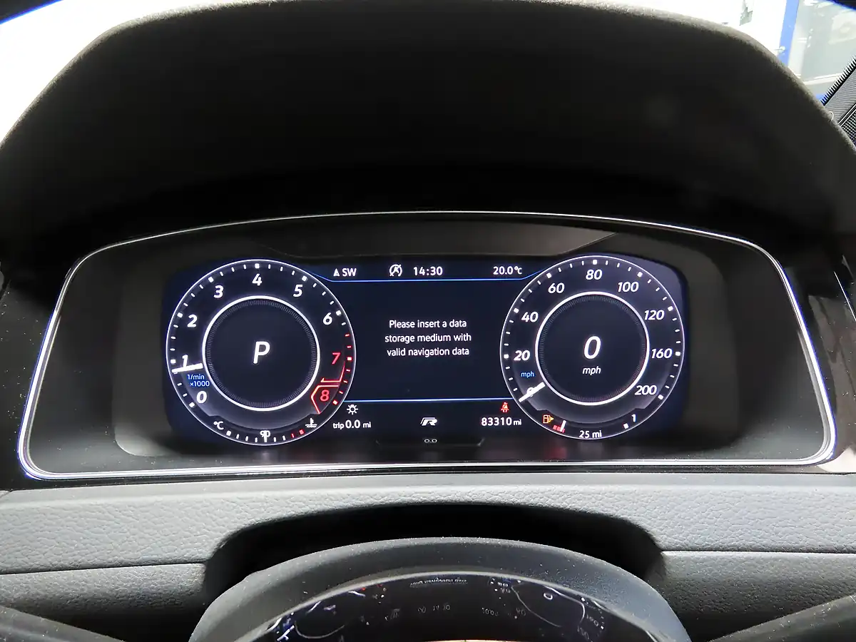 Used 2018 Volkswagen Golf R Grey - Interior and Exterior details 7