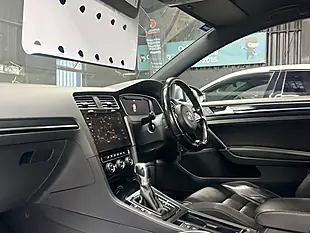 Used 2018 Volkswagen Golf R Grey - Interior and Exterior details 13