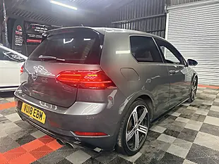 Used 2018 Volkswagen Golf R Grey - Interior and Exterior details 9