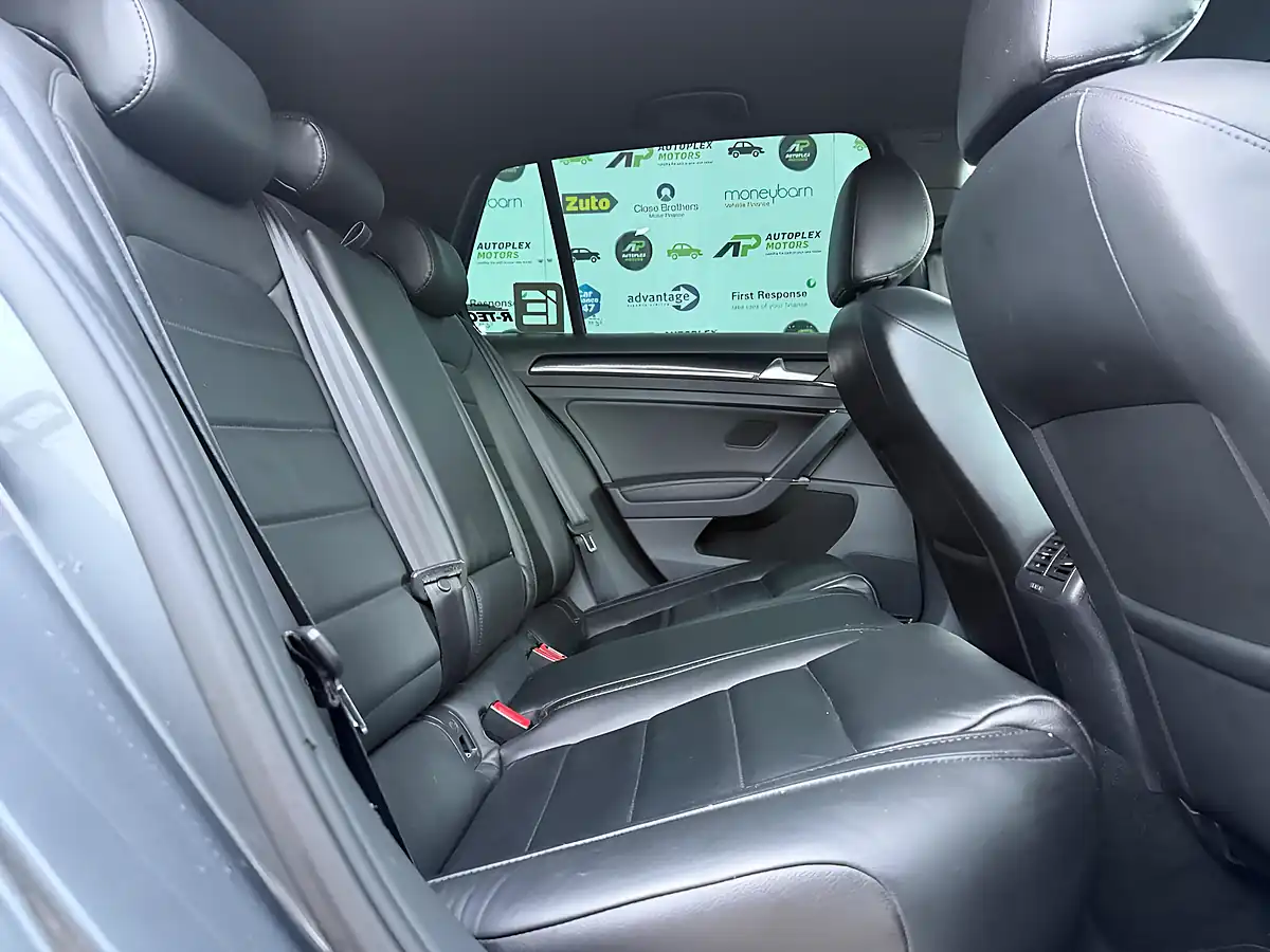 Used 2018 Volkswagen Golf R Grey - Interior and Exterior details 13
