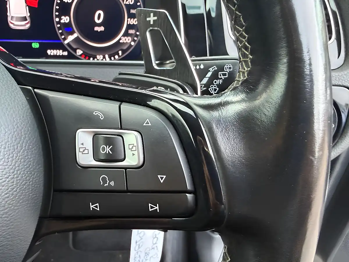 Used 2018 Volkswagen Golf R Grey - Interior and Exterior details 14