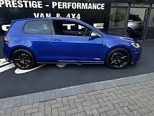Used 2018 Volkswagen Golf R Lapiz Blue - Interior and Exterior details 3