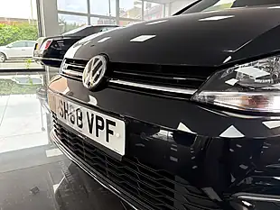 Used 2018 Volkswagen Golf R-Line Black - Interior and Exterior details 11