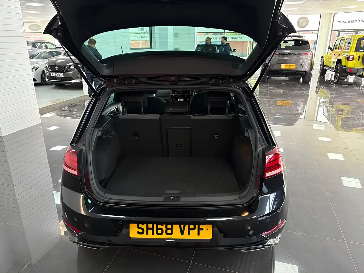 Used 2018 Volkswagen Golf R-Line Black - Interior and Exterior details 6