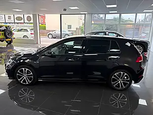 Used 2018 Volkswagen Golf R-Line Black - Interior and Exterior details 8