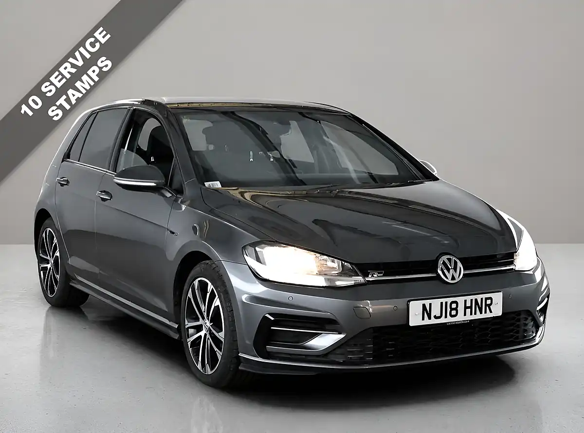 Used 2018 Volkswagen Golf R-Line Grey - Front View