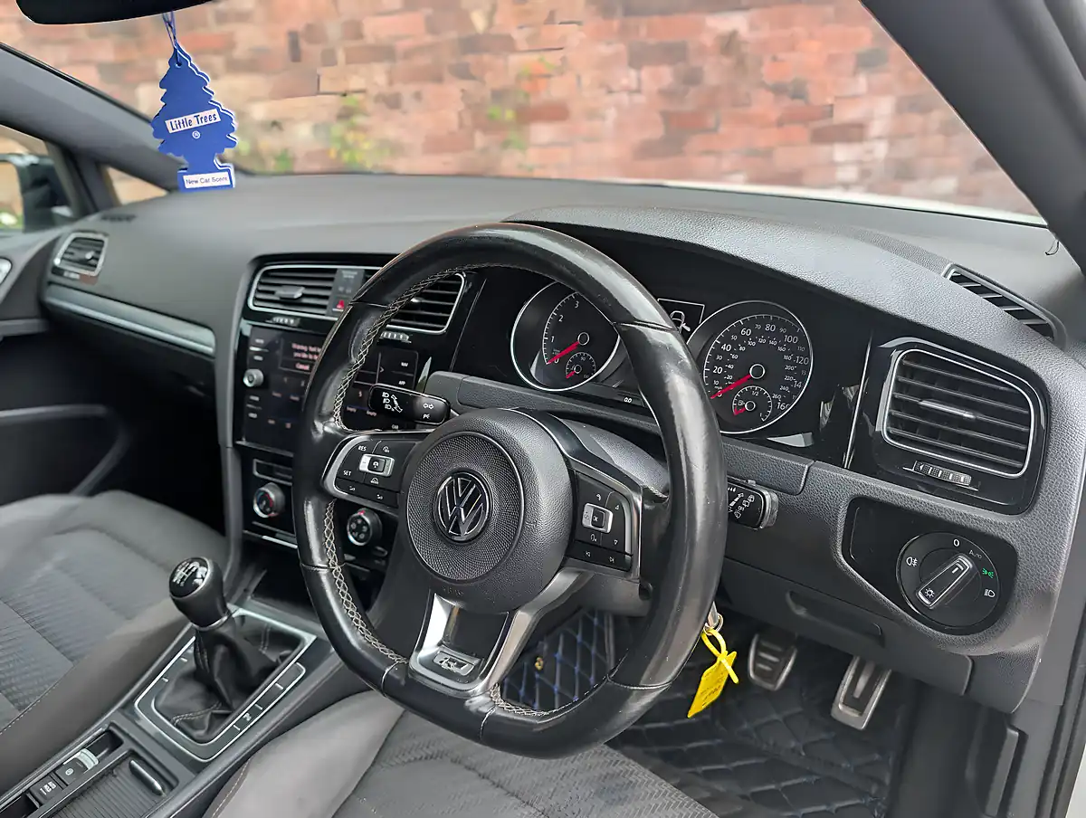 Used 2018 Volkswagen Golf R-Line - Interior and Exterior details 13
