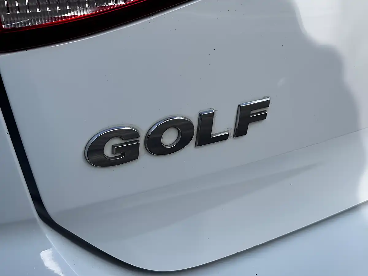 Used 2018 Volkswagen Golf R-Line White - Interior and Exterior details 19