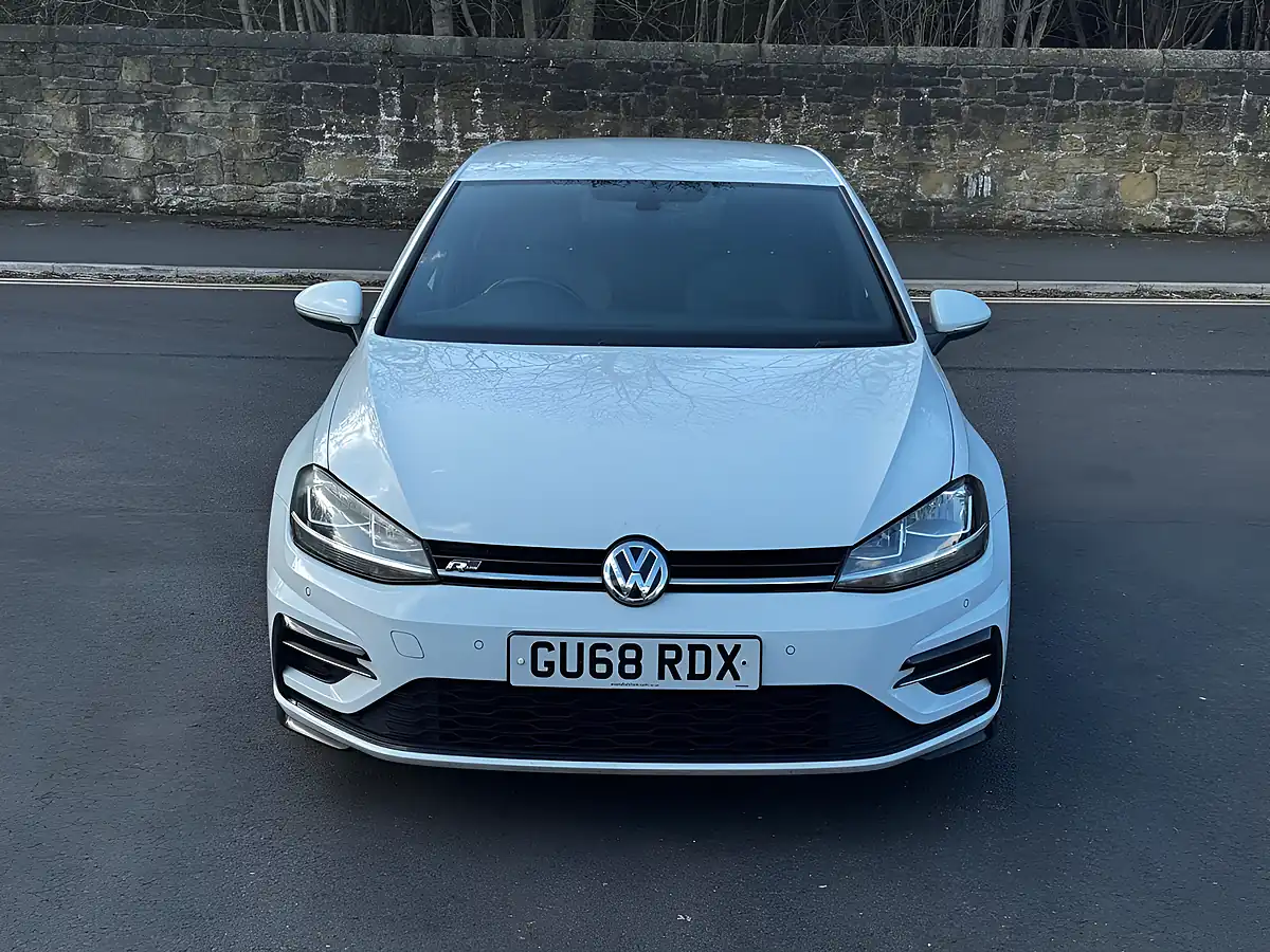 Used 2018 Volkswagen Golf R-Line White - Interior and Exterior details 5