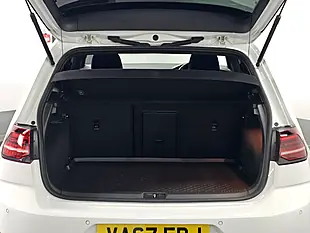 Used 2018 Volkswagen Golf R Pure White - Interior and Exterior details 16