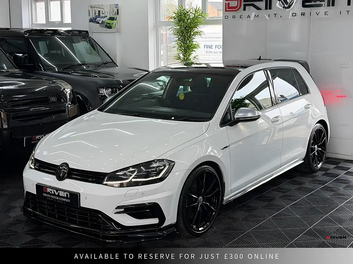 Used 2018 Volkswagen Golf R White - Interior and Exterior details 6