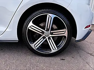 Used 2018 Volkswagen Golf R White - Interior and Exterior details 13