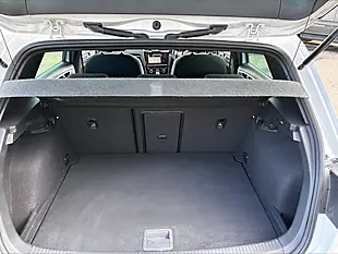Used 2018 Volkswagen Golf R White - Interior and Exterior details 20