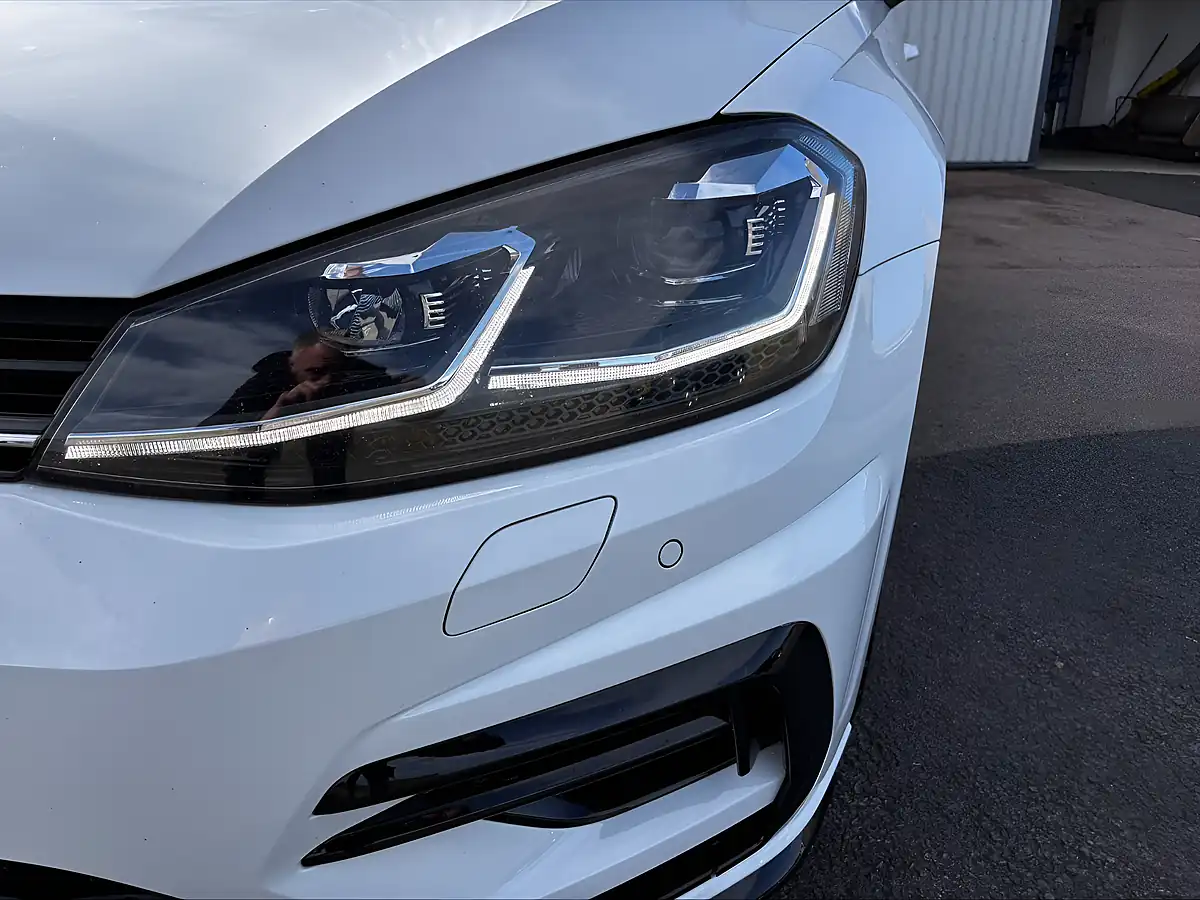 Used 2018 Volkswagen Golf R White - Interior and Exterior details 3