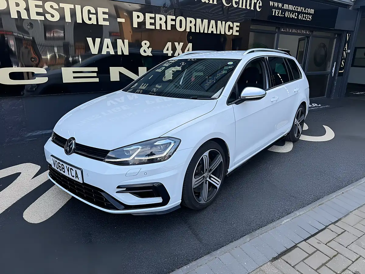Used 2018 Volkswagen Golf R White - Interior and Exterior details 4