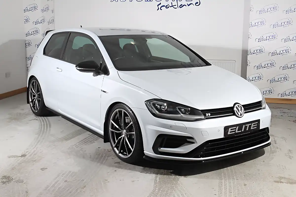 Used 2018 Volkswagen Golf R White Silver - Interior and Exterior details 4