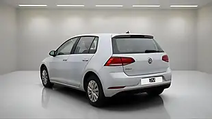 Used 2018 Volkswagen Golf S Silver - Interior and Exterior details 10
