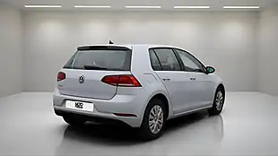 Used 2018 Volkswagen Golf S Silver - Interior and Exterior details 11