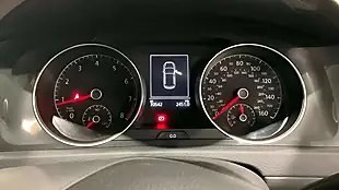 Used 2018 Volkswagen Golf S Silver - Interior and Exterior details 6