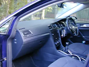 Used 2018 Volkswagen Golf Se Blue - Interior and Exterior details 14