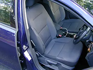 Used 2018 Volkswagen Golf Se Blue - Interior and Exterior details 17