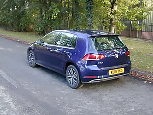 Used 2018 Volkswagen Golf Se Blue - Interior and Exterior details 6