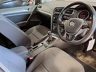Used 2018 Volkswagen Golf Se Grey - Interior and Exterior details 18