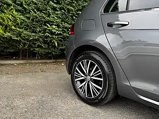 Used 2018 Volkswagen Golf Se Grey - Interior and Exterior details 11