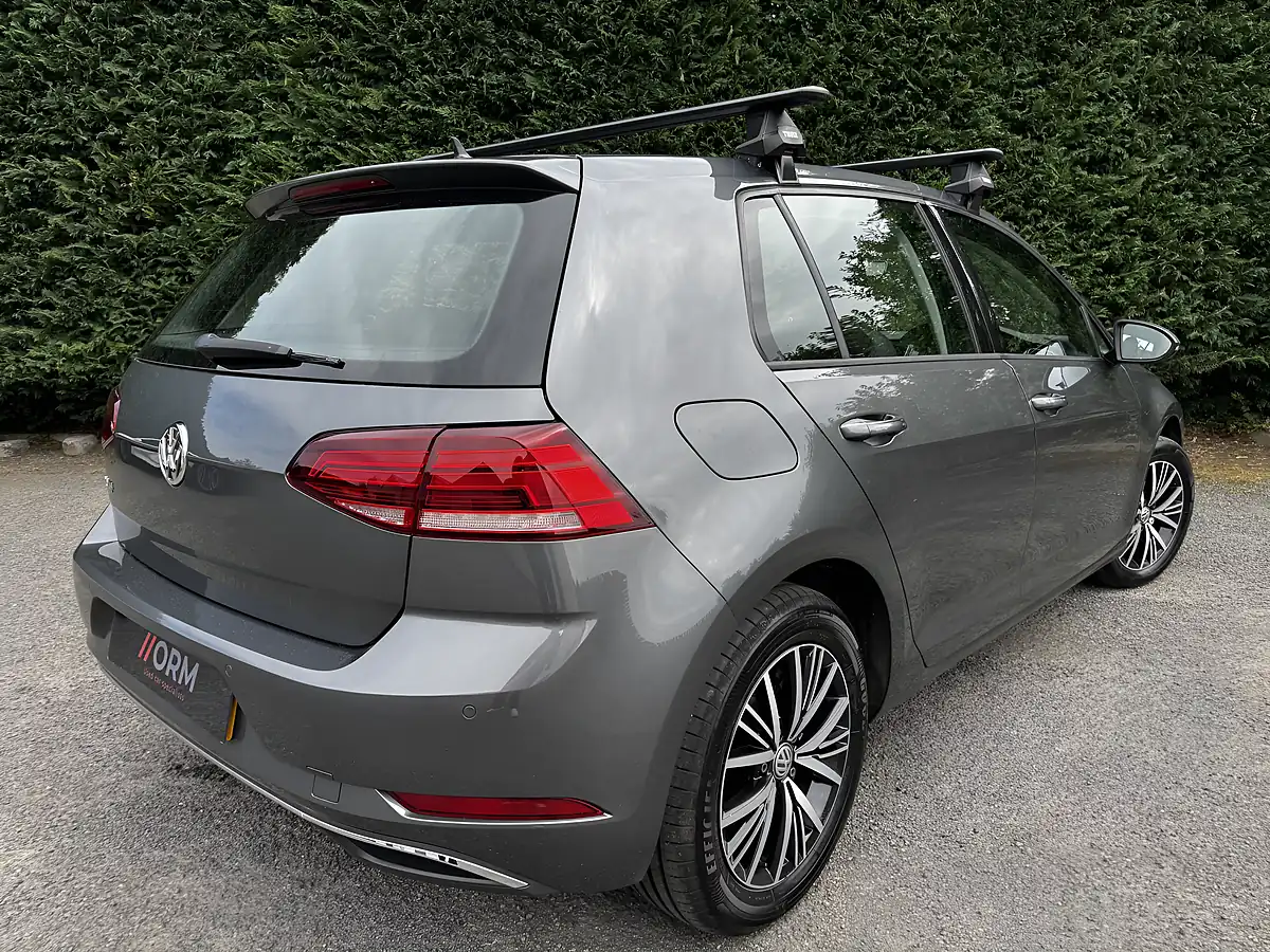Used 2018 Volkswagen Golf Se Grey - Interior and Exterior details 8