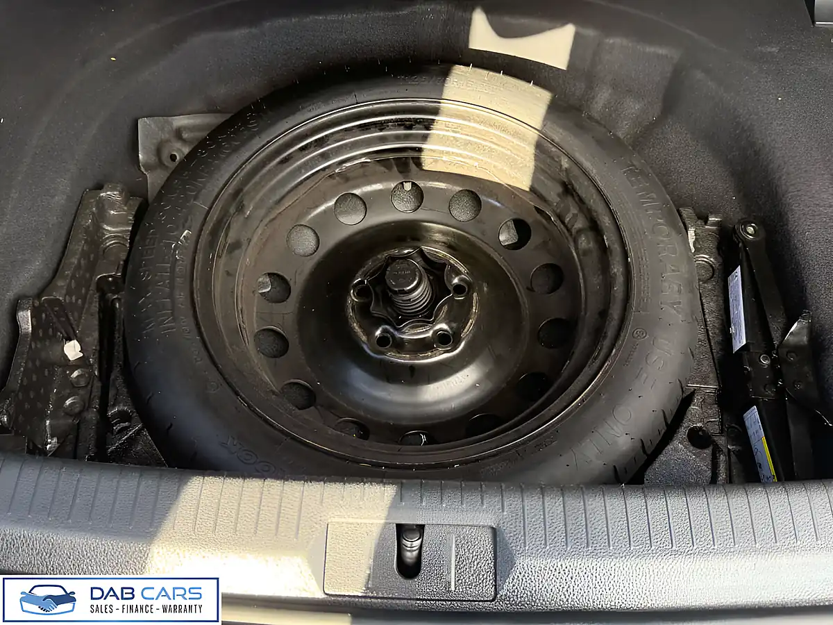 Used 2018 Volkswagen Golf Se Grey - Interior and Exterior details 10
