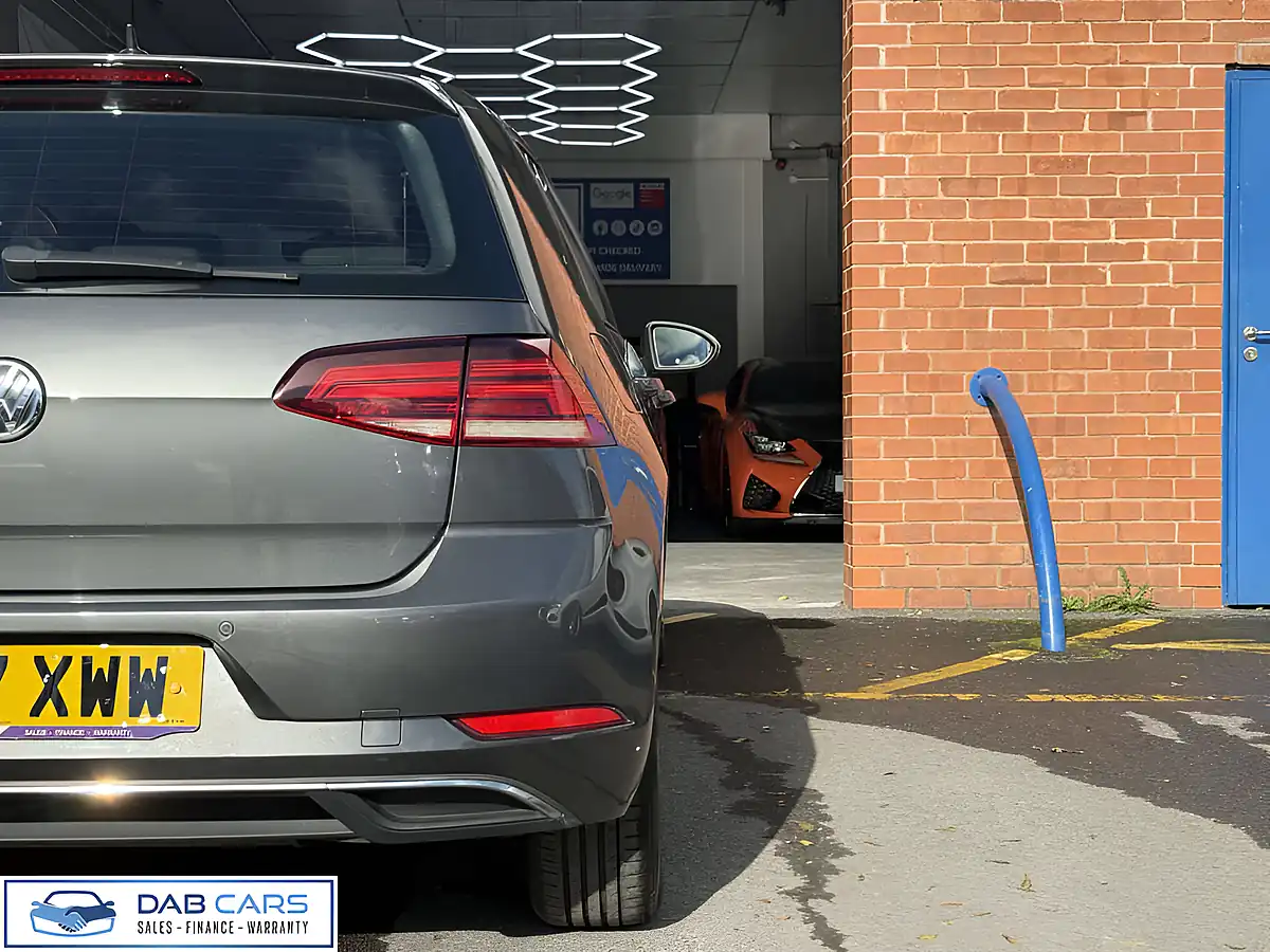 Used 2018 Volkswagen Golf Se Grey - Interior and Exterior details 18